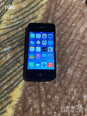 Продавам iPhone 4 