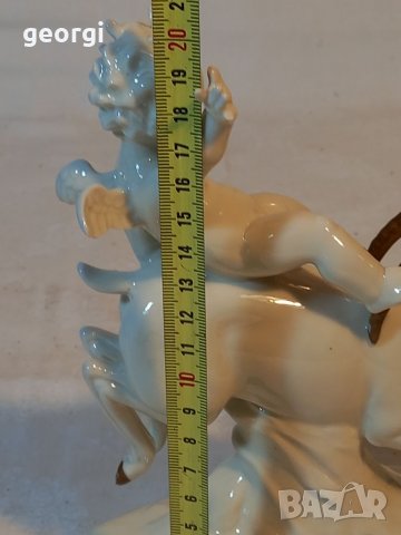 Порцеланова фигурка , снимка 8 - Статуетки - 39826919