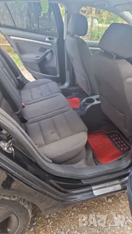 VW Golf 2.0 BKD 6ск НА ЧАСТИ, снимка 4 - Автомобили и джипове - 47268632