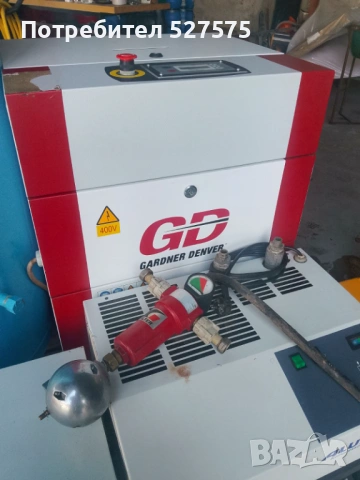 Винтов компресор Gardner Denver ESM7 бутилка 500л изсушител, снимка 3 - Компресори - 53073899