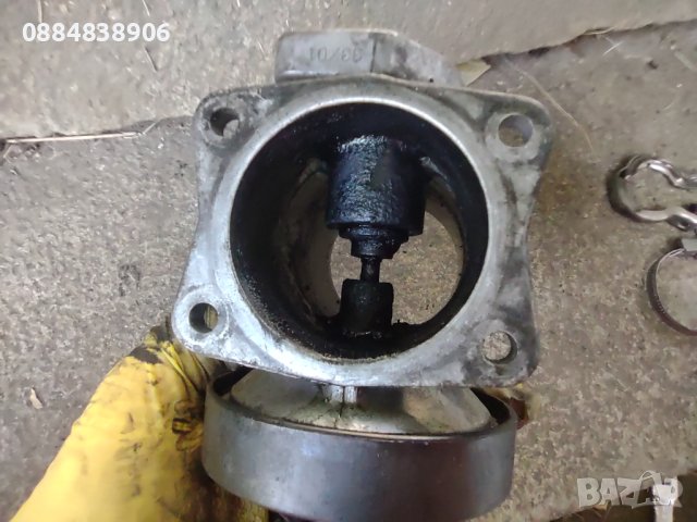EGR клапан A 6680900454 Мерцедес А160 цди 75 коня, снимка 2 - Части - 41914389
