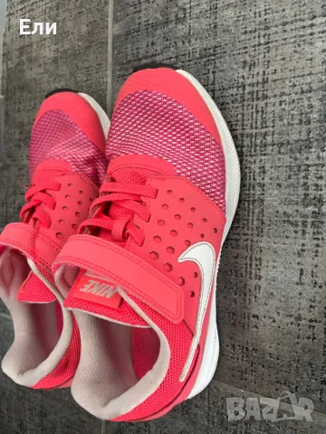 Маратонки Nike, снимка 6 - Детски маратонки - 48048616