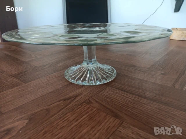 Чиния,поставка за торта със столче, снимка 2 - Аксесоари за кухня - 50693102