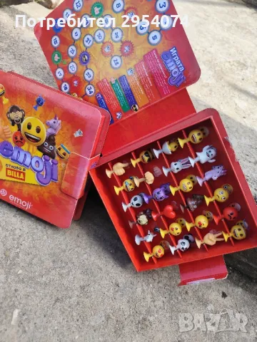 колекционерски албум emoji 25лв, снимка 1