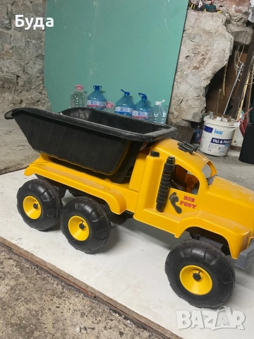 Детски голям камион, снимка 4 - Коли, камиони, мотори, писти - 53803323