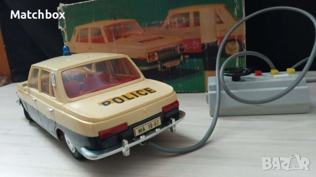  WARTBURG 353 DDR GDR PIKO ANKER 1/15, снимка 4 - Колекции - 45433762