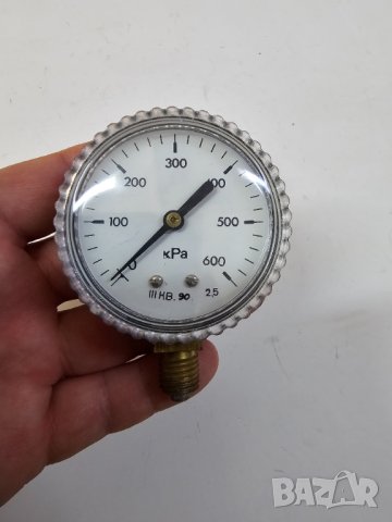Манометър за налягане ф.60   до 6 атмосфери ., снимка 2 - Резервни части за машини - 41729192