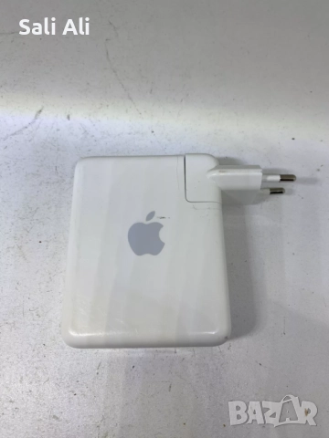 5G Рутер Apple AirPort Express AC A1264 – безжичен с поддръжка на 5Ghz, снимка 2 - Рутери - 51795618
