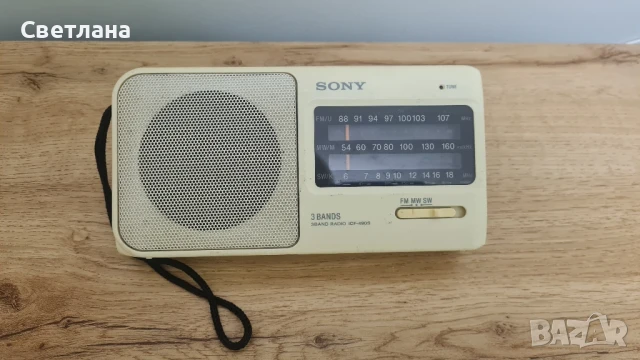 SONY ICF-490S, снимка 2 - Радиокасетофони, транзистори - 50899146