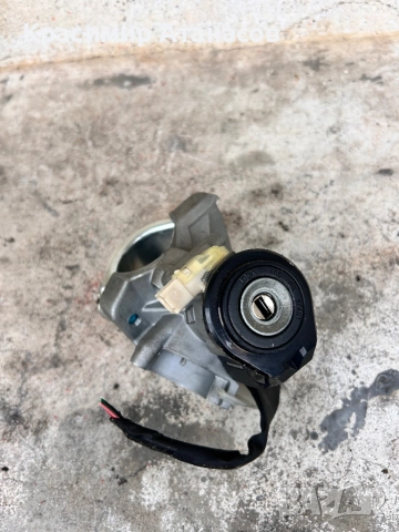 45020-0203. Контактен ключ патрон за Тойота Авенсис T27.дизел. 2010-2018г, снимка 11 - Части - 51389094