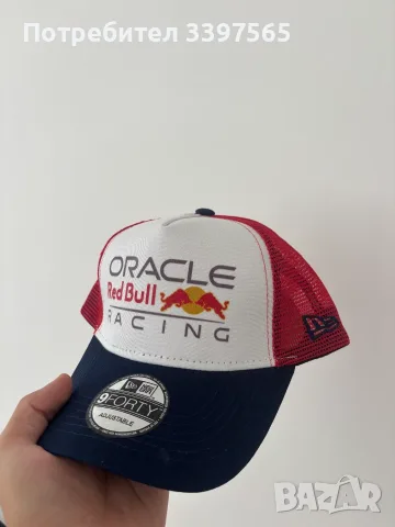 Чисто нова шапка с козирка Red Bull Racing Trucker New Era 9FORTY Formula 1