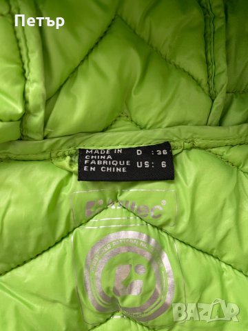 Дамско зимно яке , снимка 2 - Якета - 34849351