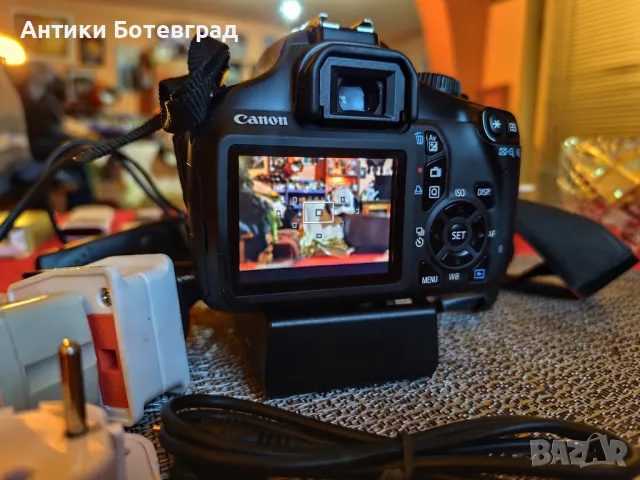 Фотоапарат Canon EOS 1100, снимка 3 - Фотоапарати - 49122678