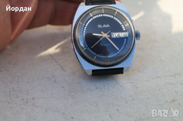 Руски часовник ''Слава'' 26 камъка 38 мм, снимка 2 - Антикварни и старинни предмети - 39920957