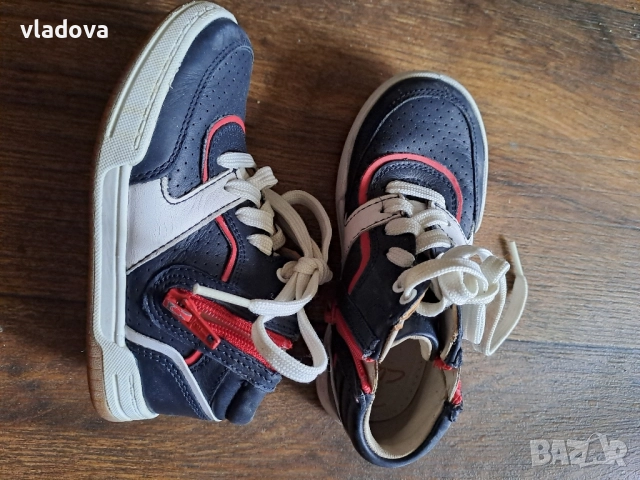 Детски обувки стелка 17 см, снимка 3 - Детски обувки - 51454371