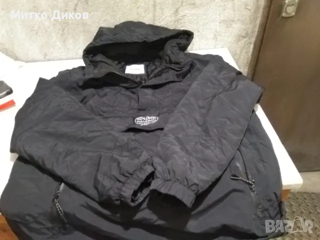 Марков анорак нов на Пул Биър с качулка размер Л , снимка 3 - Якета - 49548147