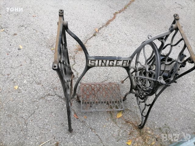 Стойка за сингер , снимка 5 - Антикварни и старинни предмети - 42618287