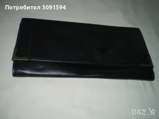 Винтидж черна тип клъч, дамска мини чанта с закопчалка, снимка 2 - Други ценни предмети - 53597105