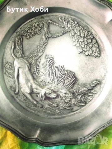 Декоративна оловна чиния, снимка 2 - Антикварни и старинни предмети - 35817828