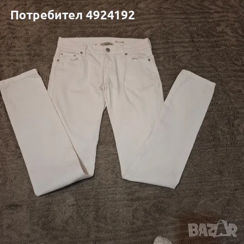Бели прави Панталони Mango Jeans