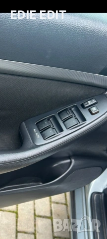 Toyota Avensis фейслифт 2008 2.0 dizel перфектно състояние обслужен много запазен , снимка 10 - Автомобили и джипове - 53787626