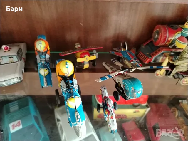  Метална количка,колички,играчки Matchbox,SCHUCO,Lesney,Majorette,Siku,Dinky и др, снимка 9 - Колекции - 40674832