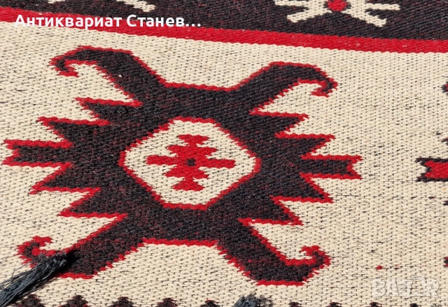 Български килим с етнографски чар, снимка 13 - Килими - 51736720