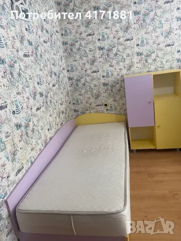 Продавам детско легло(матрак) и шкафче за момиче , снимка 3 - Спални и легла - 49378456