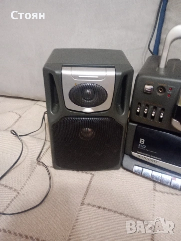 радиокасетофон , снимка 2 - Радиокасетофони, транзистори - 53037458