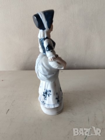 порцеланова статуетка, снимка 2 - Други ценни предмети - 41917449