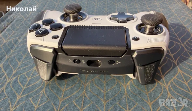 Джойстик Nacon Revolution 5 PRO PS5 PS4 PlayStation Dualsense Контролер Controller TMR Hall Effect, снимка 6 - Джойстици и геймпадове - 56329692