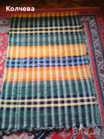 продавам различни видове черги, ръчно тъкани