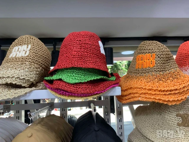 шапки celine loewe , снимка 5 - Шапки - 50786140