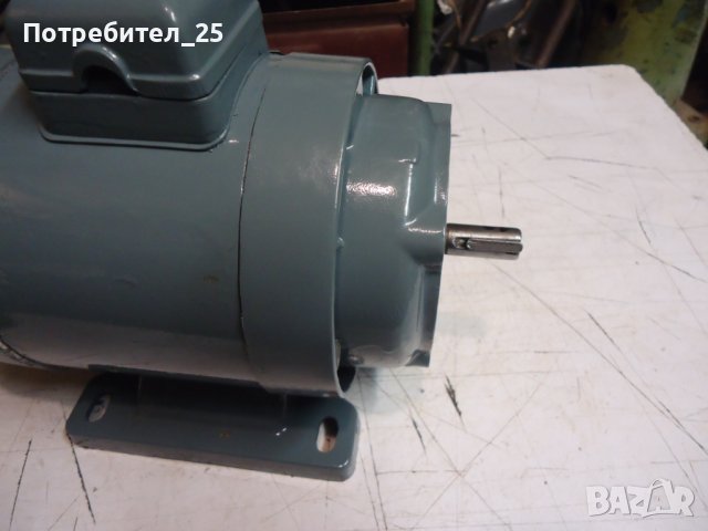 Трифазен ел.мотор 250W-2800 об/мин., снимка 9 - Електродвигатели - 41535243