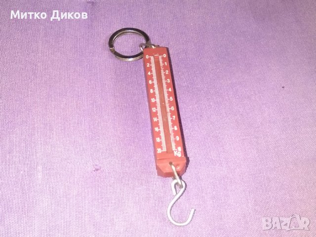Ключодържател малко кантарче до 10кг работи