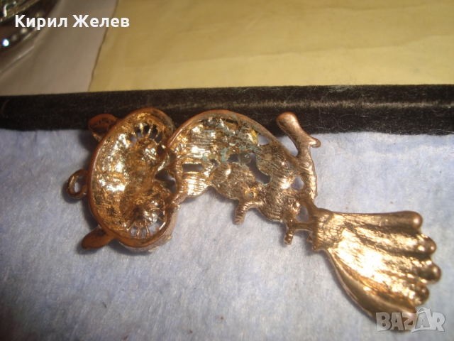 ЗЛАТИСТО БУХАЛЧЕ с КРИСТАЛИ - ВИНТИДЖ ФЕШЪН АРТ МЕДАЛЬОН 67761, снимка 5 - Колиета, медальони, синджири - 36107202