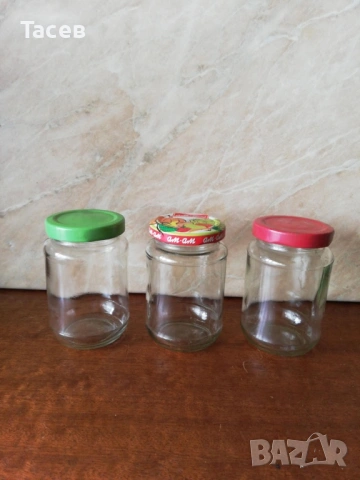 Продавам буркани за детска кухня 0.190мл. с капачки, снимка 2 - Други - 53563265