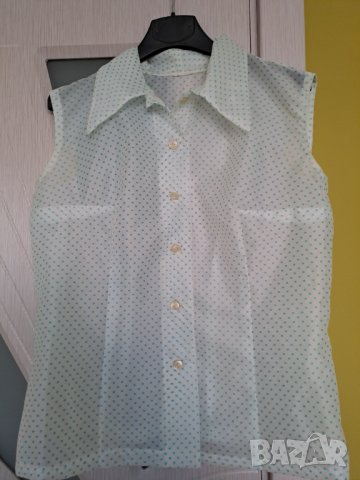 Дамска блуза риза без ръкав бяла на сини точки