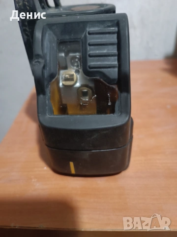 Лазарен нивелир DeWalt , снимка 3 - Други инструменти - 53485457