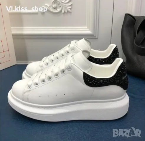 Нови обувки Alexander McQueen 