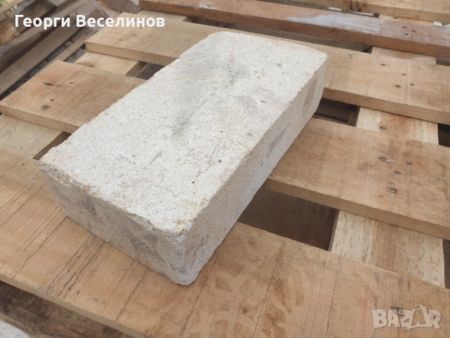 Огнеопорни шамотни тухли 230х113х65 мм, 42% Al2O3
