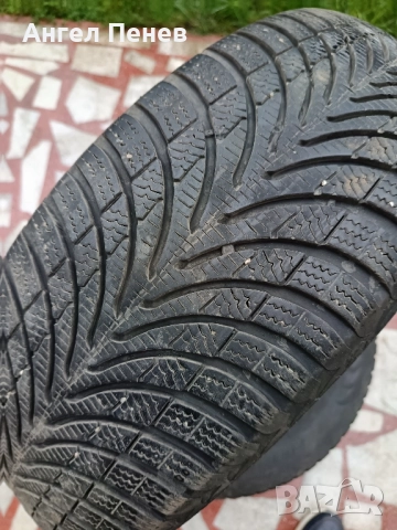 Зимни гуми 205/55/16, снимка 3 - Гуми и джанти - 52526225