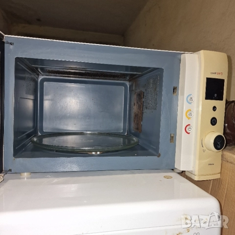 Микровълнова Електролукс и готварска печка на ток и газ Горение., снимка 2 - Печки, фурни - 52363013