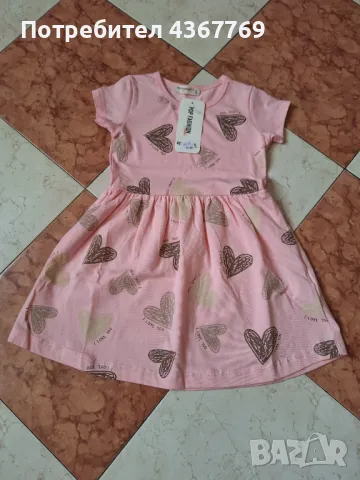 Рокля , снимка 2 - Детски рокли и поли - 49445967