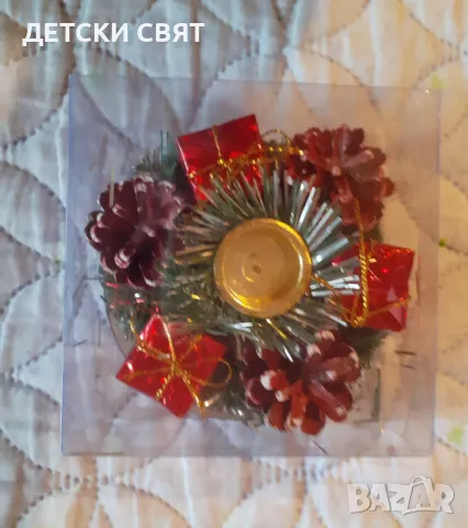 Нови свещници ,панделки, гирлянди