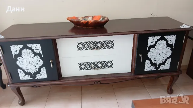 Винтидж шкаф, масив, махагон 