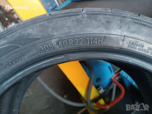 Гуми 305/40/22, снимка 4 - Гуми и джанти - 41728059