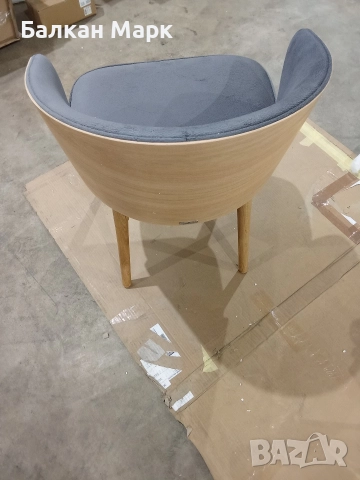 Стол Lambert – велур и дърво (дефектен, счупен крак), нов , снимка 5 - Столове - 52649644