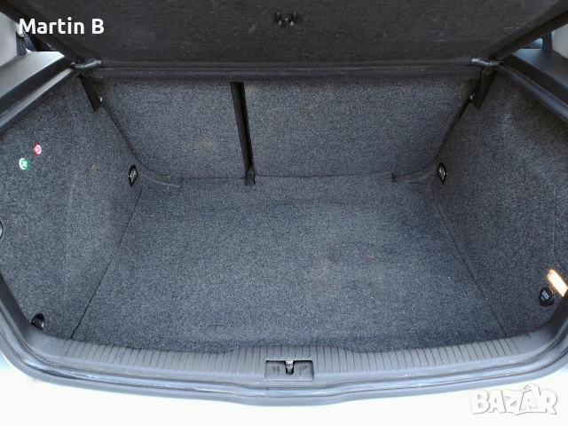 VW Golf IV 1.6 SR, снимка 7 - Автомобили и джипове - 53389107