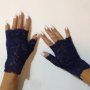Къси ръкавици без пръсти от тъмносиня дантела 8600, снимка 1